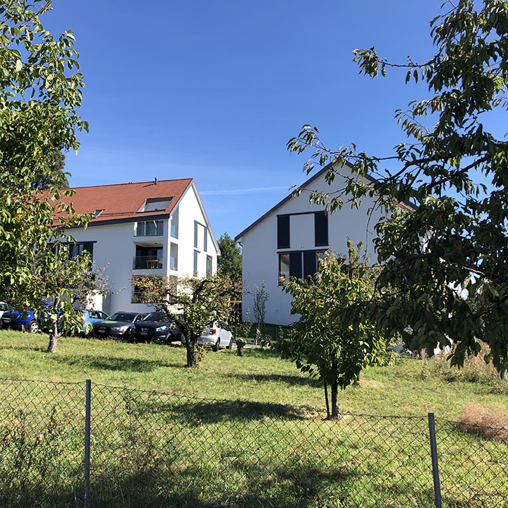 Deux bâtiments d’habitation et d’activité