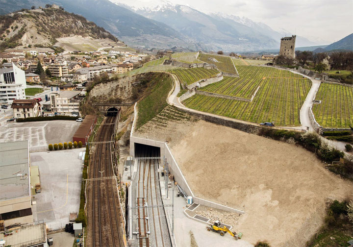 Portail sud du tunnel du Gobet